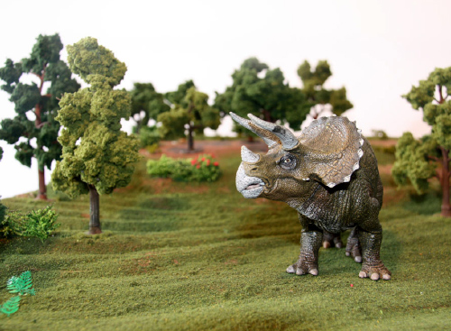 ディノワールド DINOWORLD トリケラトプス 太古の恐竜 ジオラマ